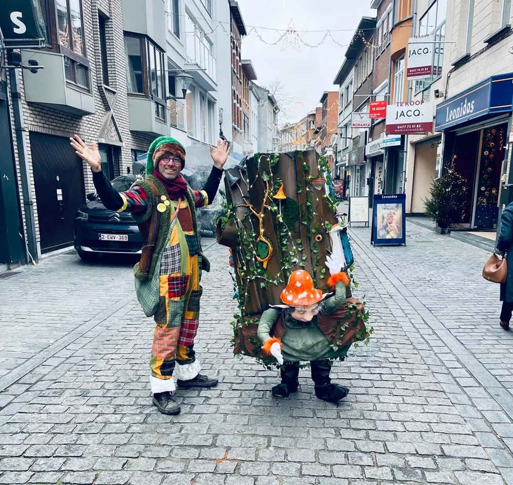 elf en kersttrol-small
