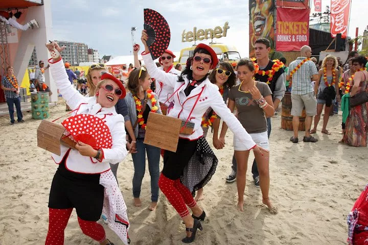 flying flamencas